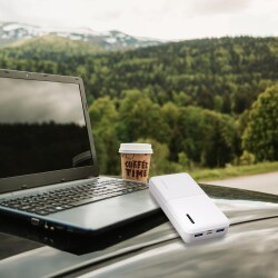 Polosmart PBS132 Led Göstergeli 2 USB 1 PD Çıkışlı Taşınabilir Şarj Cihazı Powerbank Beyaz - 4